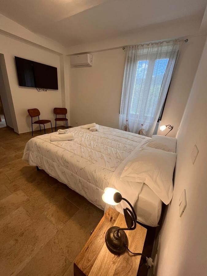 Camera doppia